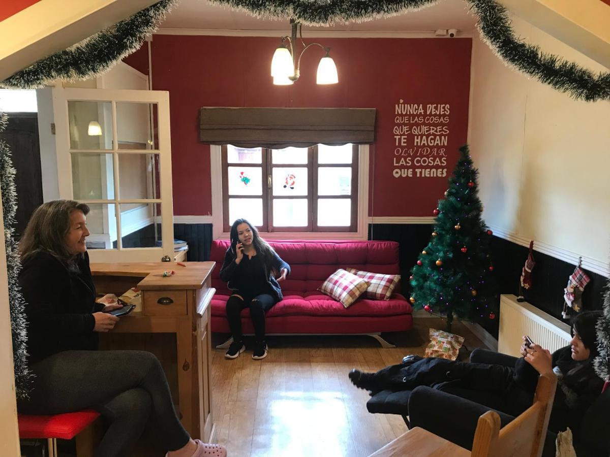 Kawi Hostel Пуерто Наталес Екстериор снимка